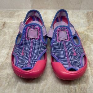 Nike water shoe